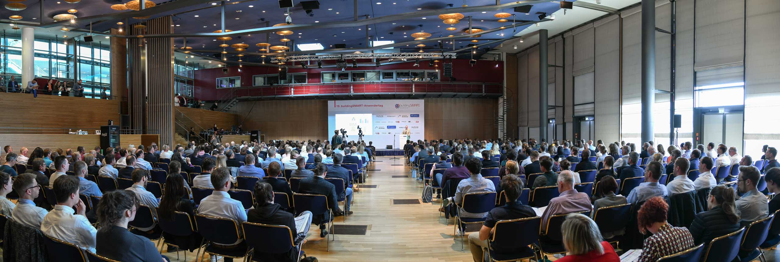 Buildingsmart Anwendertag Panorama mit Zuhörenden